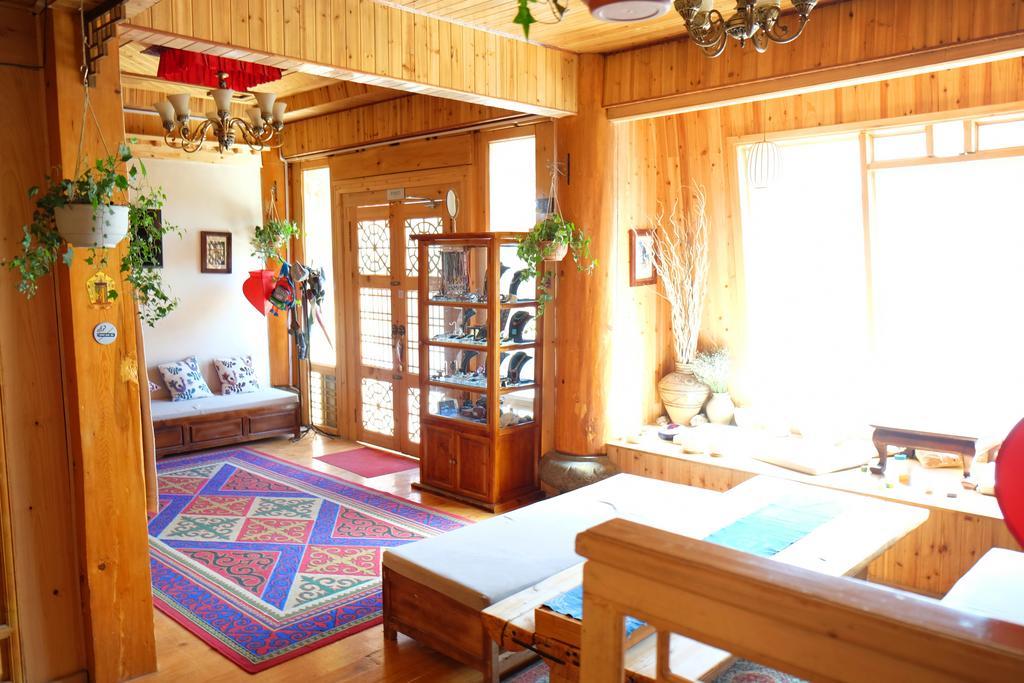 דירות Deqen Huksum House מראה חיצוני תמונה